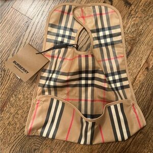 NWT Burberry Bib